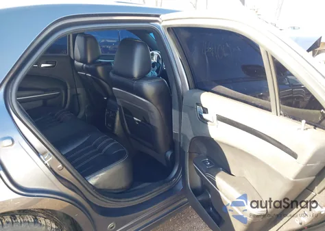 2019 Chrysler 300 300S Awd from USA, damaged, VIN 2C3CCAGG9KH569784